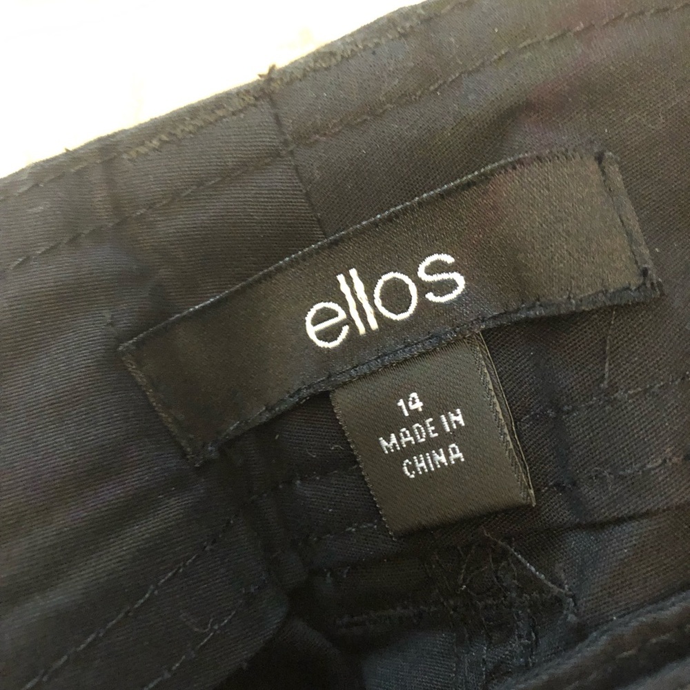 Women’s slacks size 14